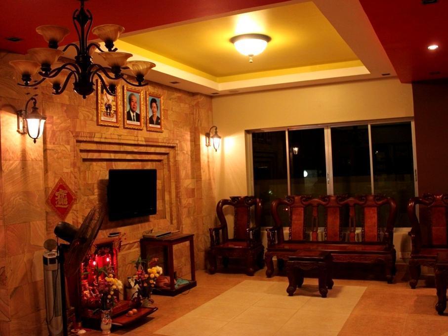 Sunday Guesthouse Sihanoukville Exterior photo