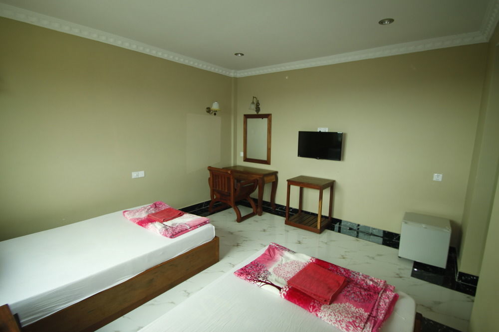 Sunday Guesthouse Sihanoukville Exterior photo